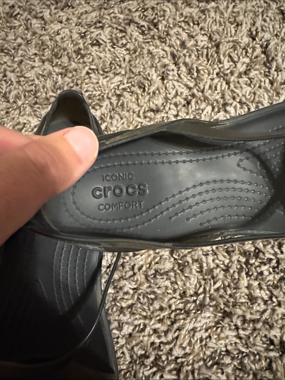 Black Strappy size 8 Croc Women's Sandals - Picture 5 of 5